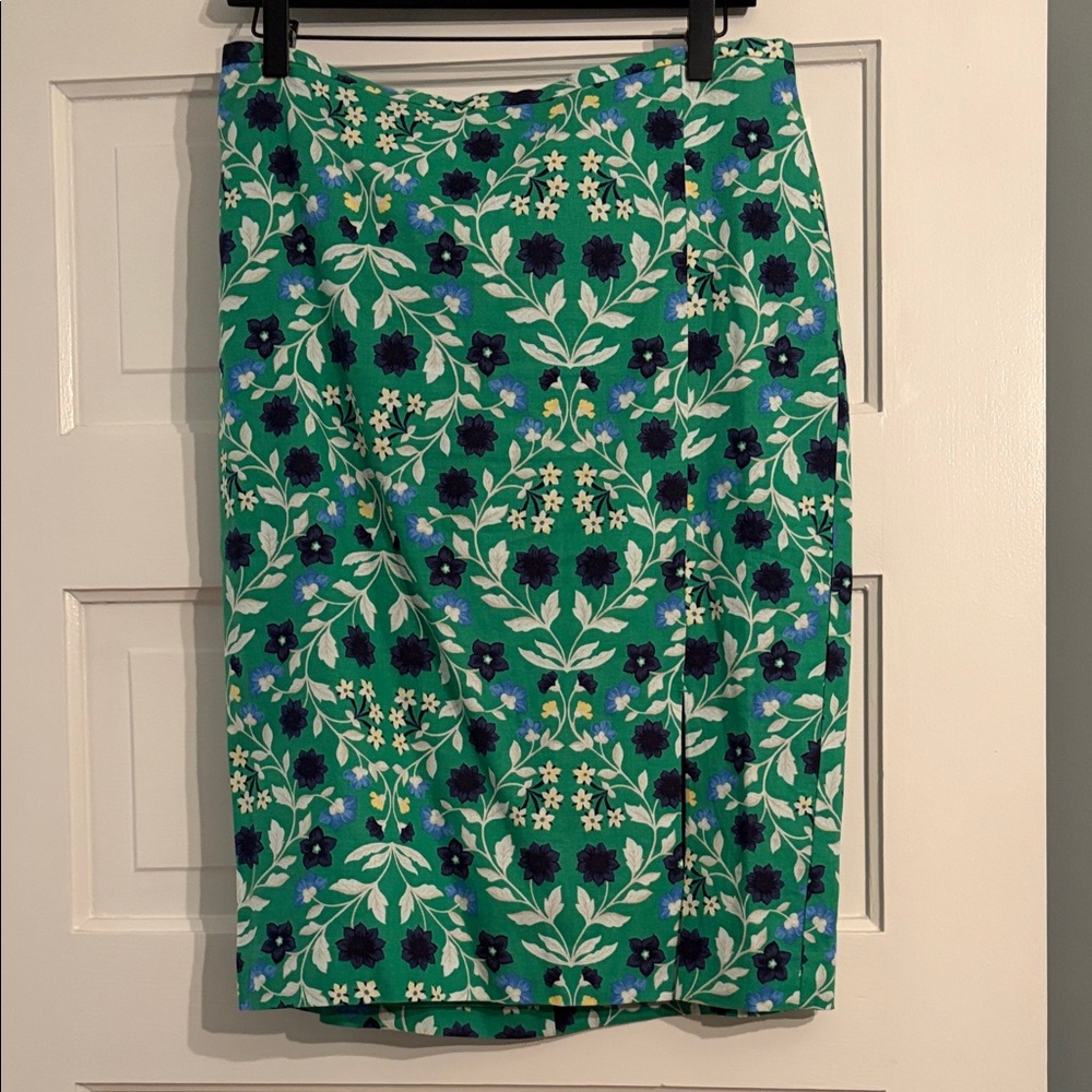 Ann Taylor Floral Green Pencil Skirt